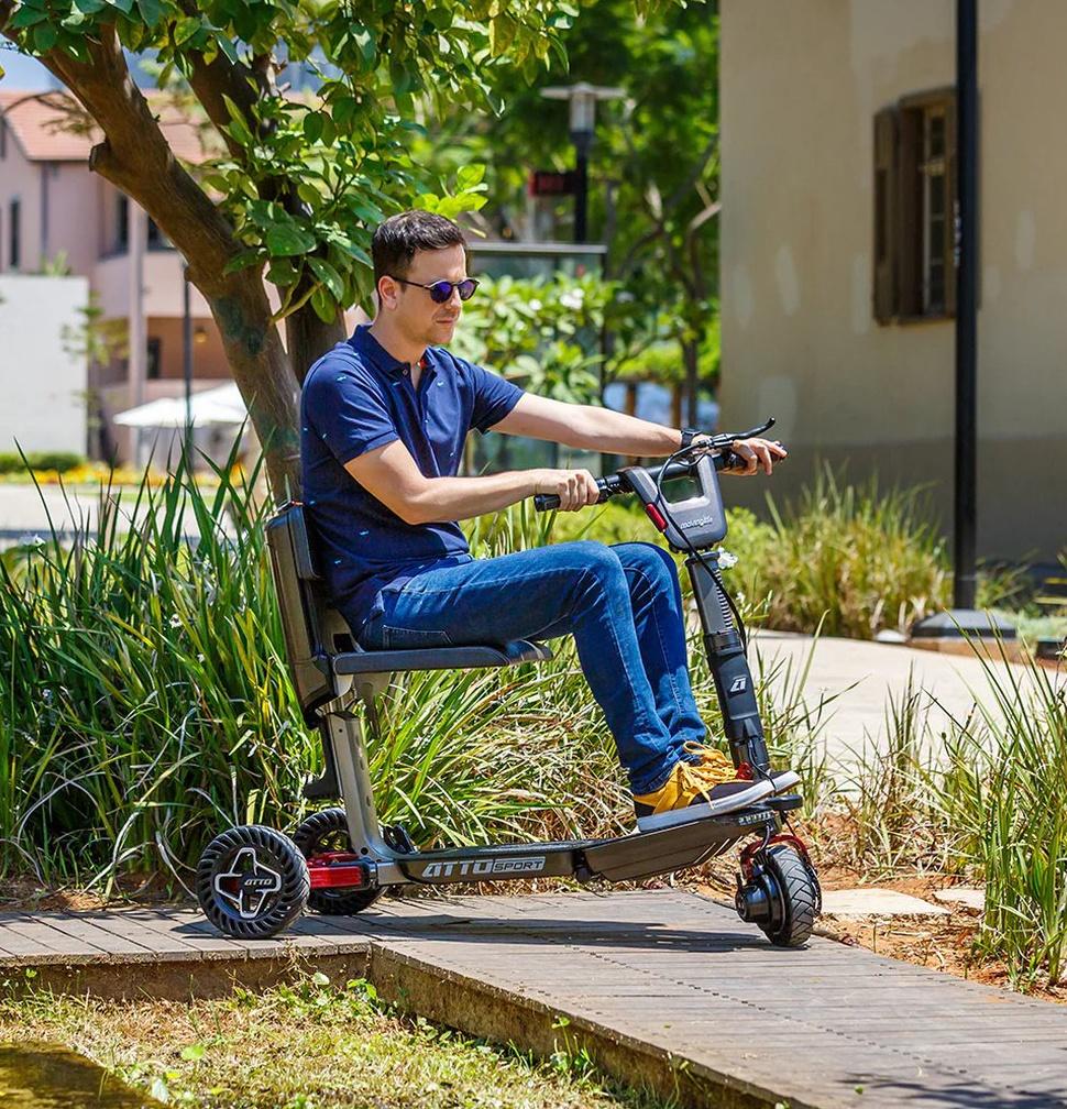 ATTO SPORT Scootmobiel, Fietsen en Brommers, Ophalen, Zo goed als nieuw, Movinglife Atto Sport