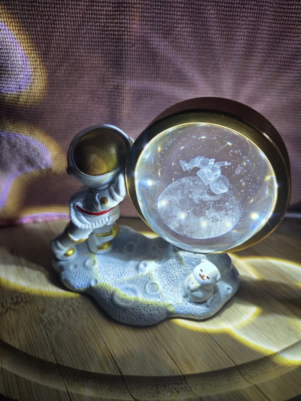 3d kristallen bol astronaut verlichting, Ophalen