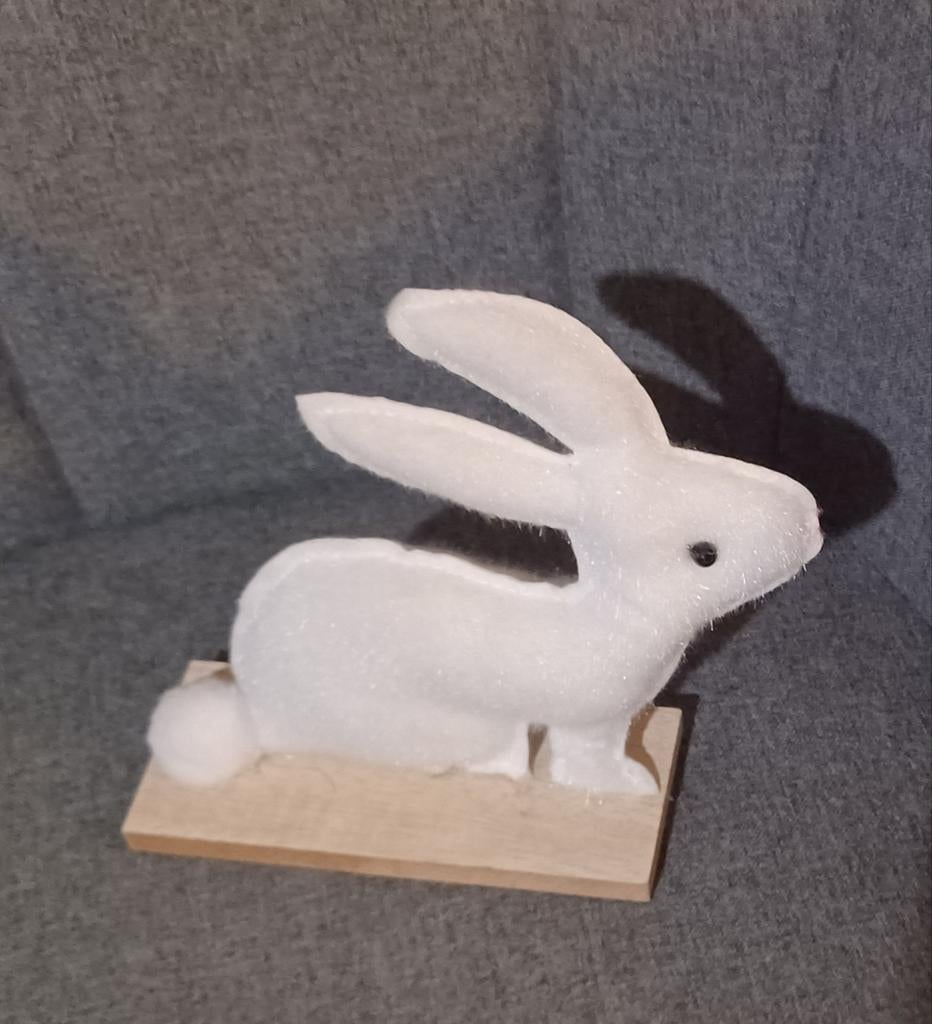 Leuk decoratief paaskonijn in vilt, Paasgerief, Verzenden