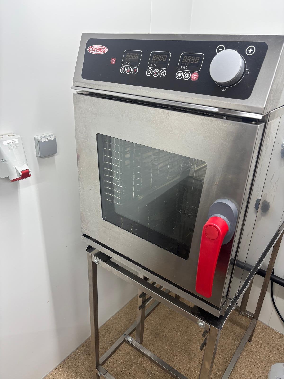 Professionele combi-steamer, Zakelijke goederen, Ophalen, Ovens, Microgolfovens en Steamers