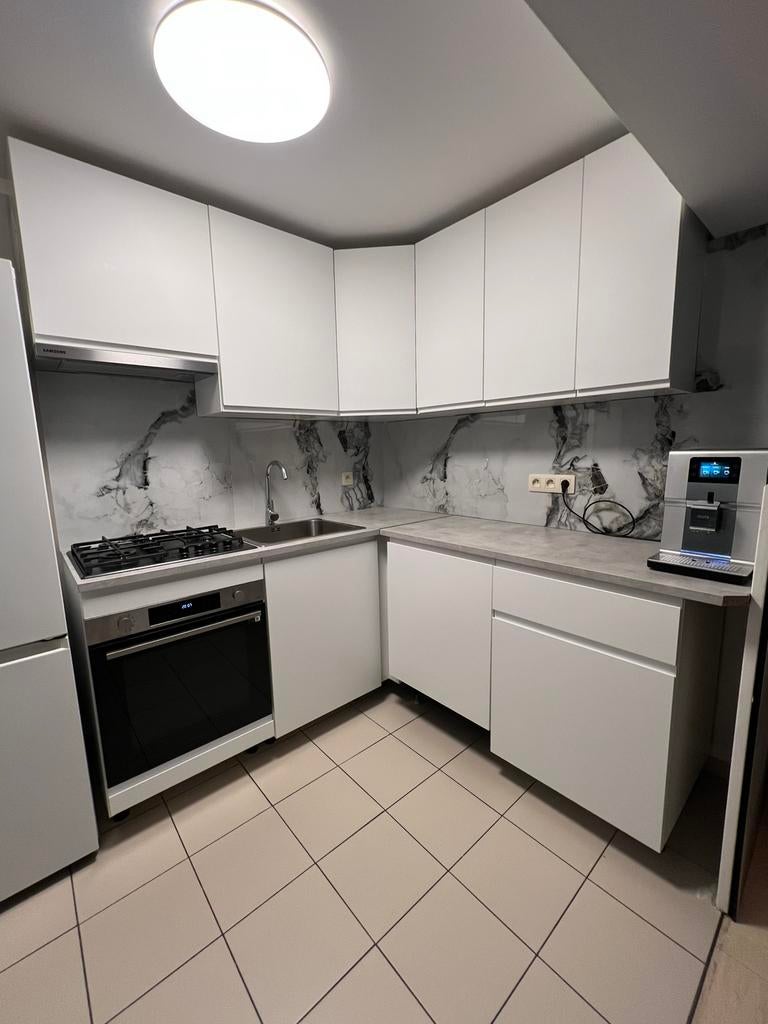 Montage cuisine IKEA, Enlèvement