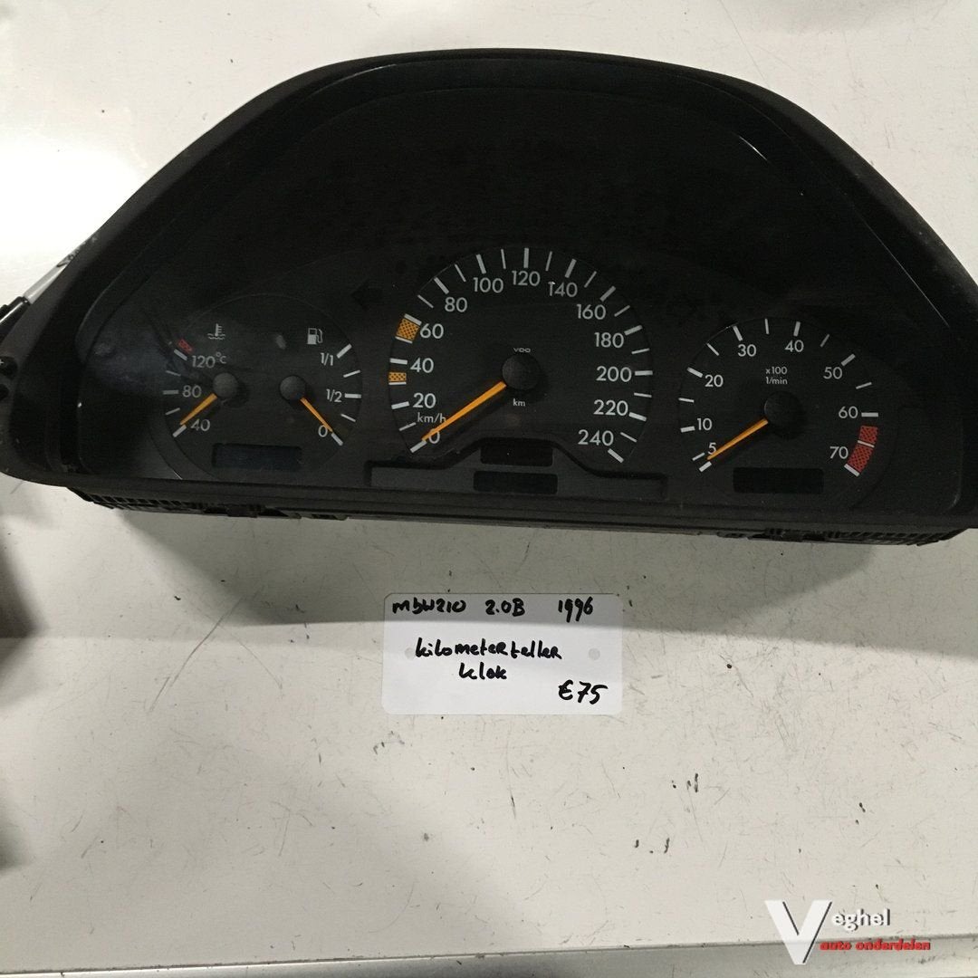 Mercedes W210 2.0 Benzine 1996  Km Tellerklok  210 540 03 48, -, Utilisé, -, -