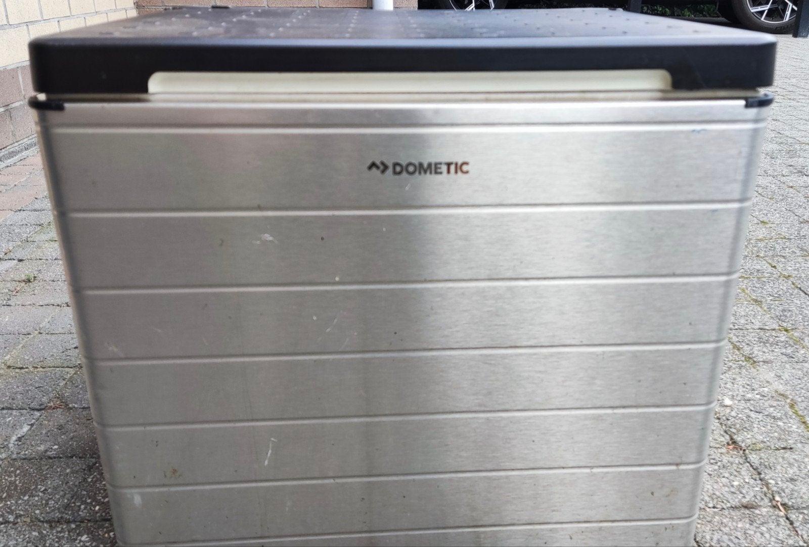 Domitec koelkast 41 liter werkt op 220v 12v en gas, Enlèvement