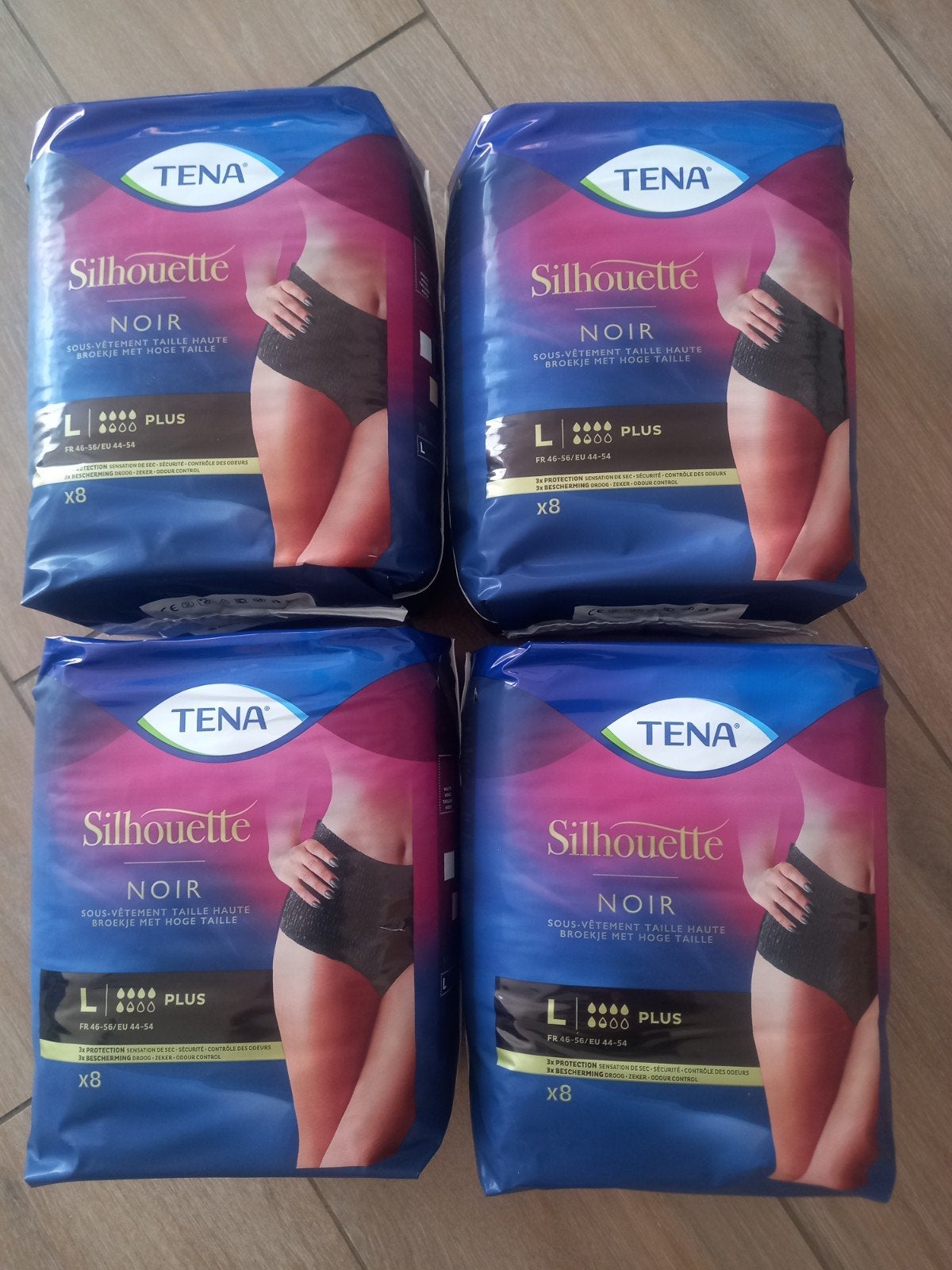 4 sachets de Tena Silhouette Noir, Divers, Enlèvement ou Envoi, Neuf