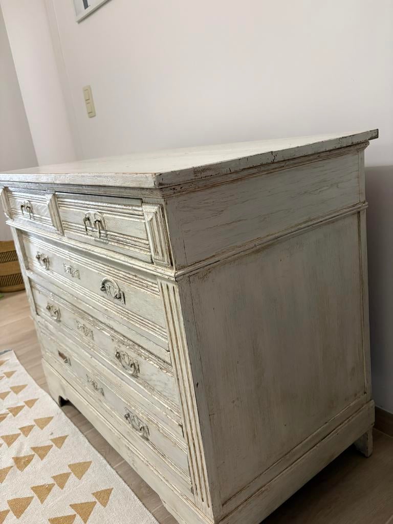 Commode ancienne, Enlèvement, Utilisé
