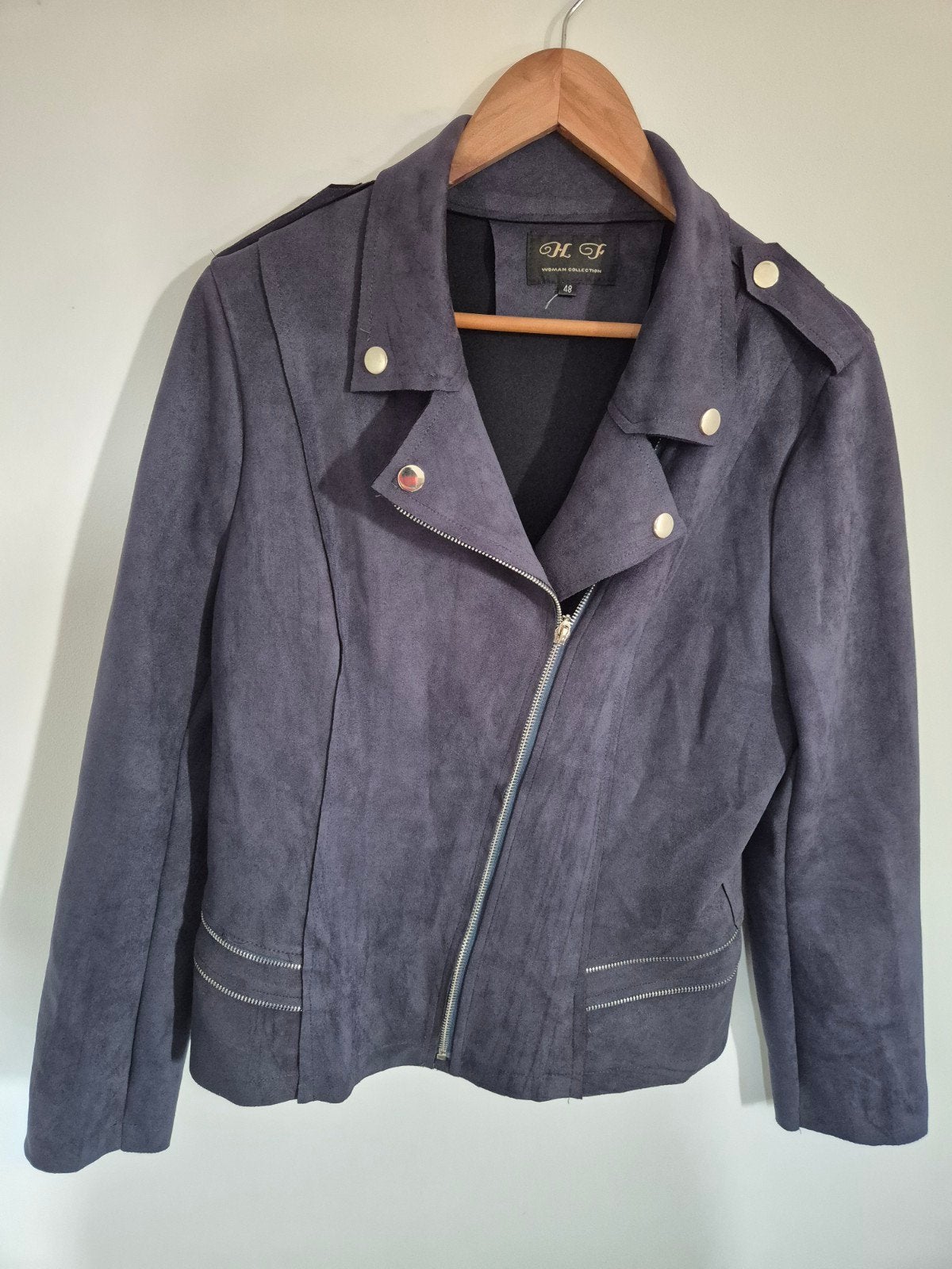 2 korte suede jasjes NIEUWSTAAT maat 44, Ophalen, Maat 42/44 (L)