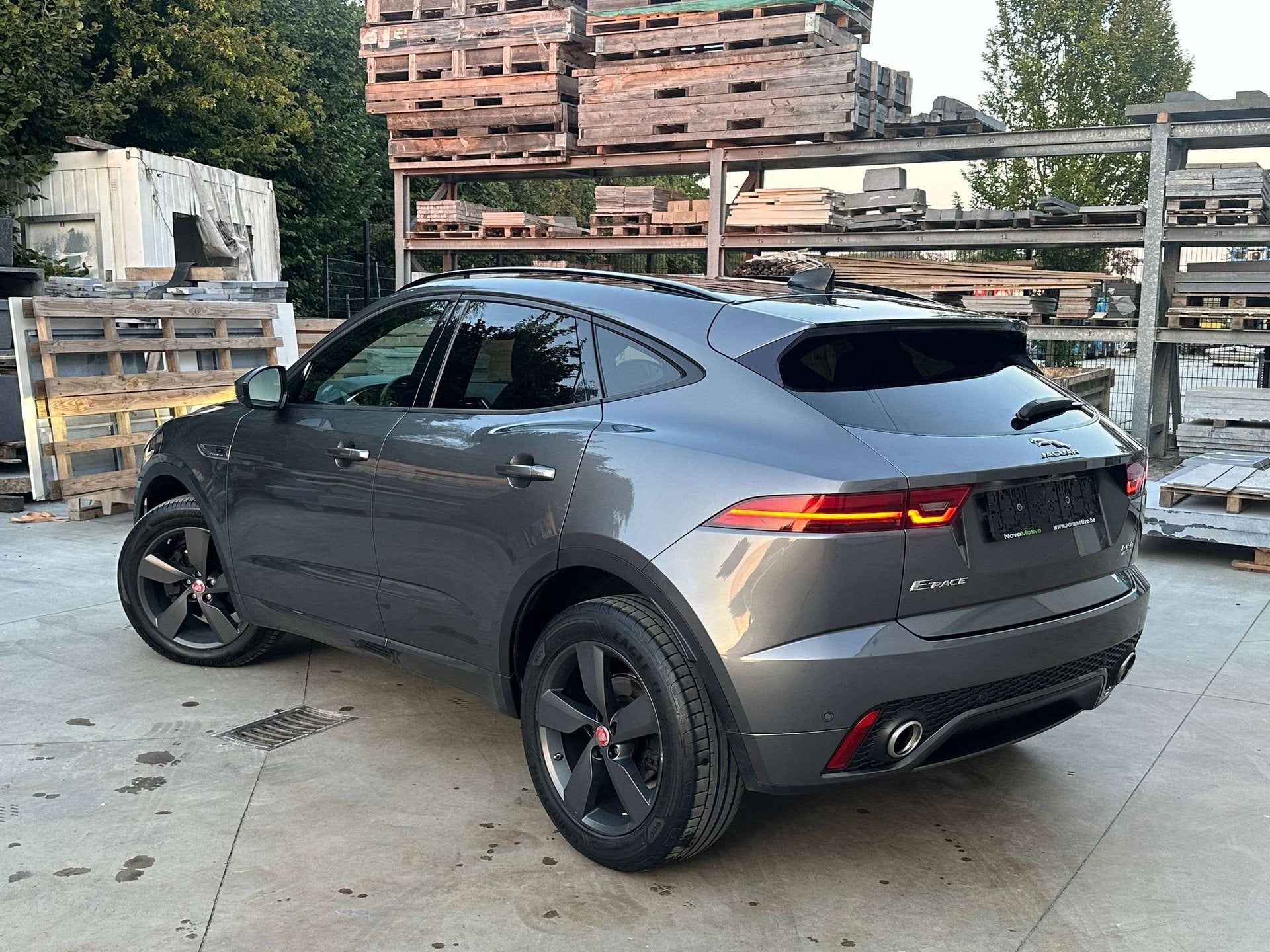 Jaguar E-Pace E-Pace 2.0 D AWD R-Dynamic S (EU6.2), Autos, Argent ou Gris, Achat, Entreprise, Noir
