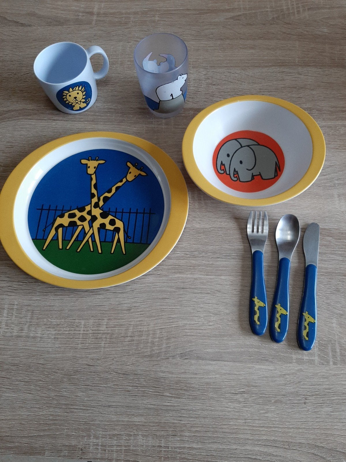 kinderservies / eetset, Kinderen en Baby's, Ophalen of Verzenden, Gebruikt, Overige typen