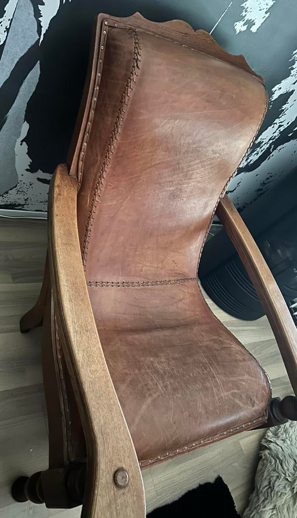 Handgemaakte leren fauteuil, bruin, Ophalen, Zo goed als nieuw, Leer