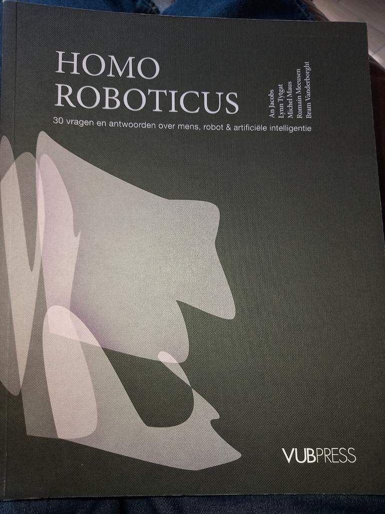 Michel Maus - Homo roboticus, Boeken, Ophalen of Verzenden, Michel Maus; Bram Vanderborgt