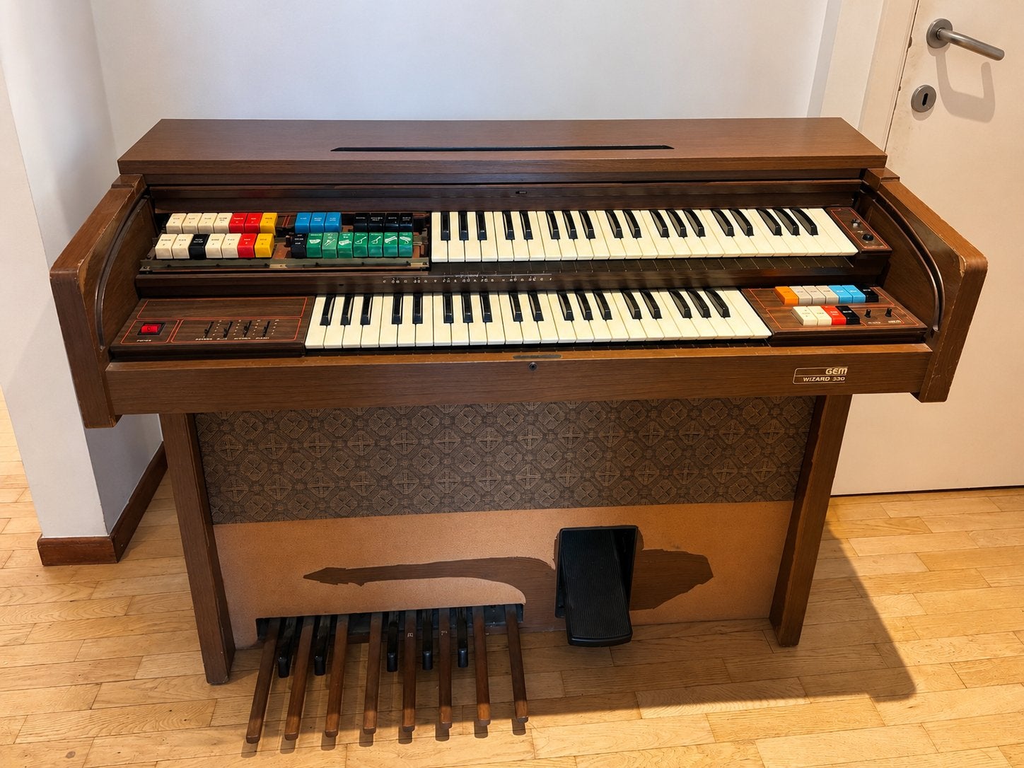 Piano électrique GEM Wizard 330 – Double clavier + pédalier, Musique & Instruments, Enlèvement ou Envoi, Utilisé, Piano