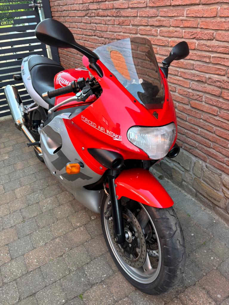 Injection Triumph TT600 05/2001, Motos, 600 cm³, Occasion, 4 cylindres, Manuelle
