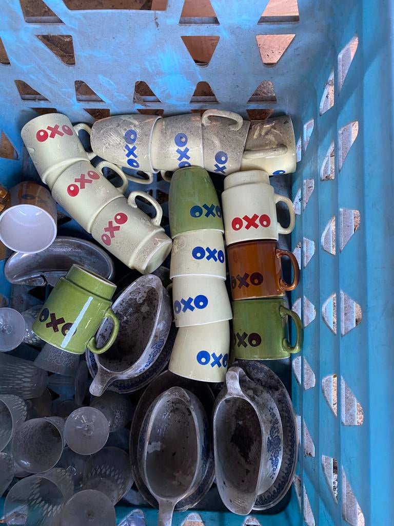 Oxo tassen, Ophalen, Zo goed als nieuw