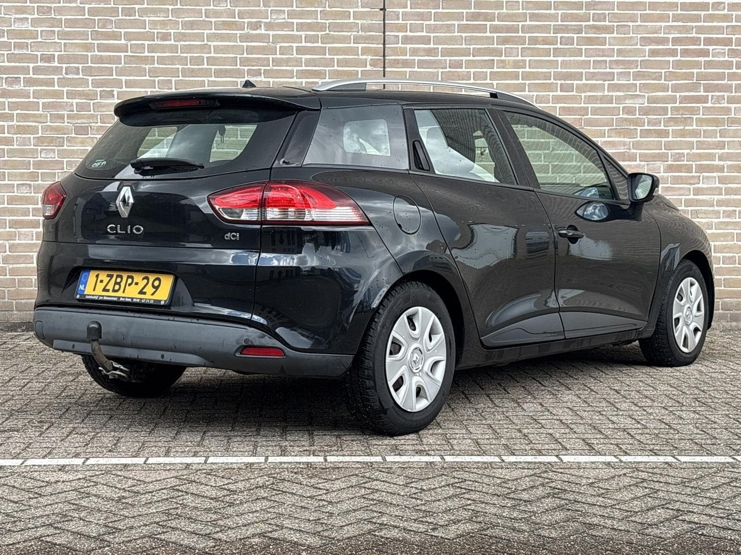 Renault Clio Estate 1.5 dCi ECO Expression | Cruise | Airco, Auto's, Renault, Electronic Stability Program (ESP), Zwart, Bedrijf