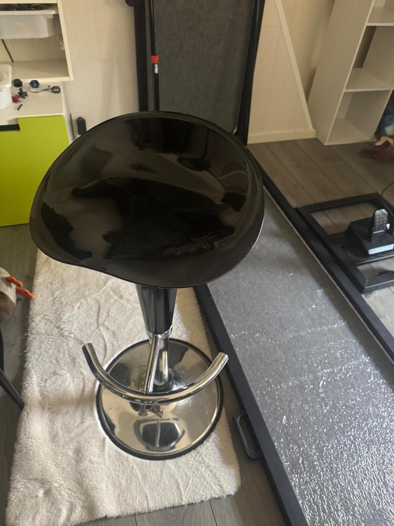 Barstoelen, Huis en Inrichting, Barkrukken, 3 krukken, Ophalen, Zo goed als nieuw, In hoogte verstelbaar