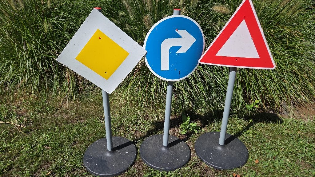 Verkeersborden S/3, Ophalen, Gebruikt