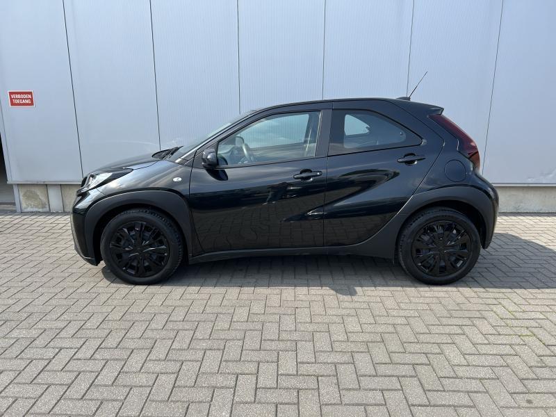 Toyota Aygo X X play, Euro 6, Start-stop-systeem, 72 pk, Zwart