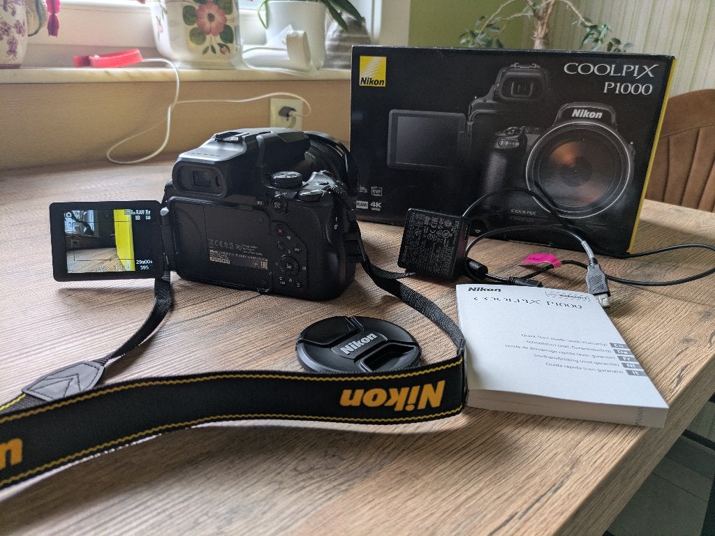 Nikon Coolpix P1000 - Etat impeccable - quasi neuf, TV, Hi-fi & Vidéo, Appareils photo numériques, Pare-soleil, Comme neuf, Enlèvement