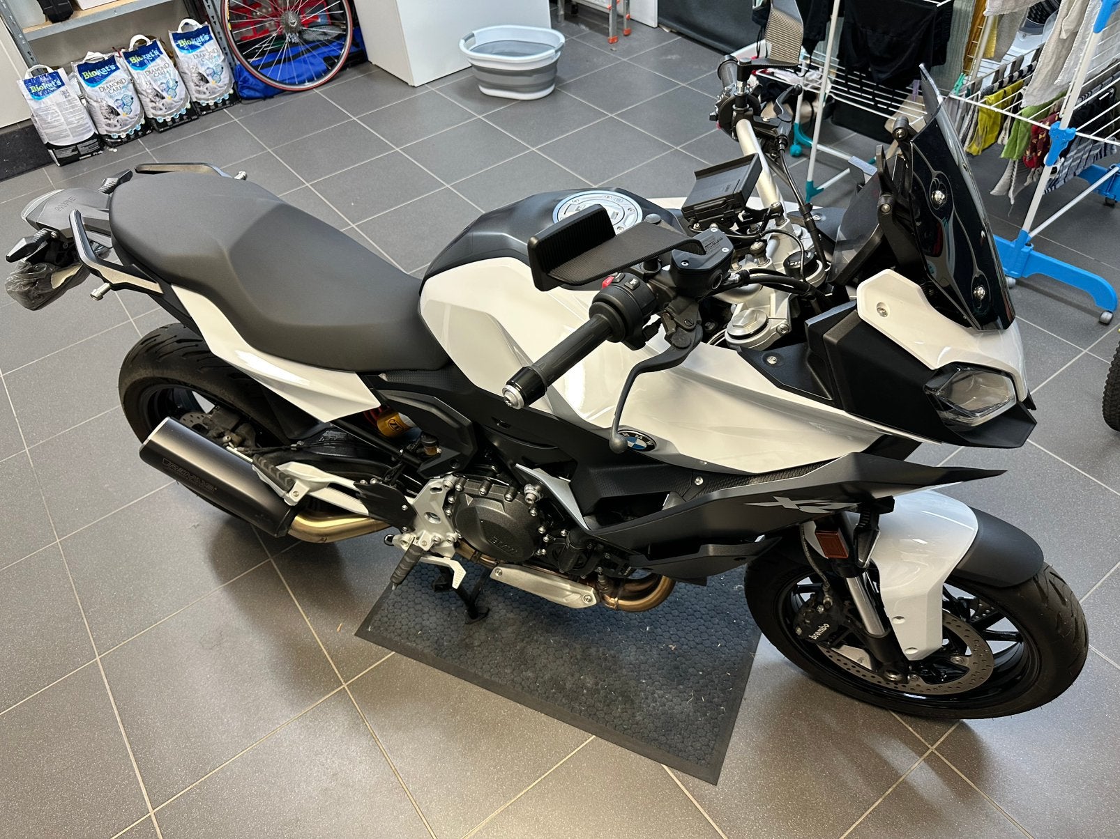 BMW F900 XR | Option complète | 3 643 km | Excellent état, Motos, Permis Moto A, Tourisme, 2 cylindres, Poignées chauffantes