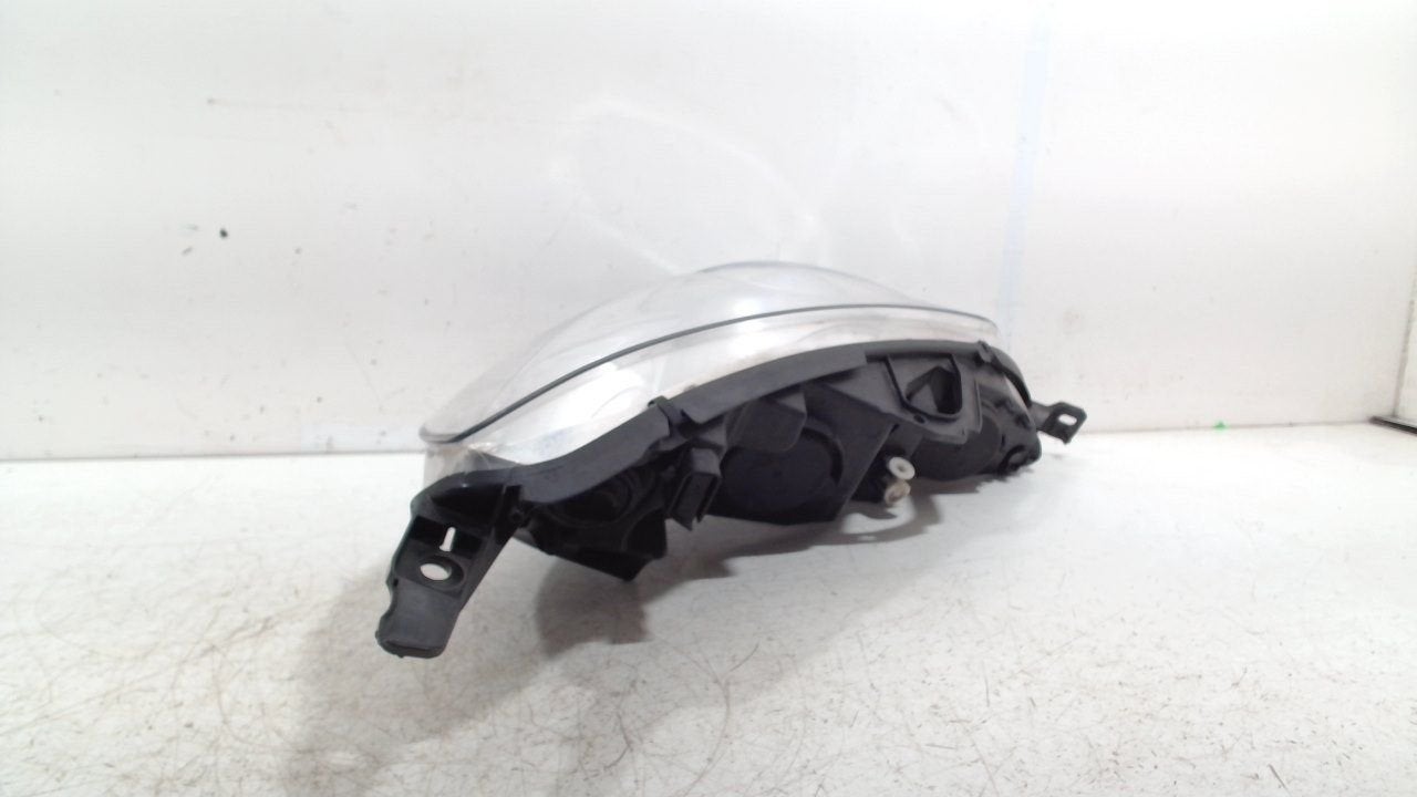 Koplamp links Peugeot 407, Onderdelen@venauto.nl, Van der Ven Autorecycling B.V., Ettenseweg 76, 4706 PB Roosendaal, The Netherlands