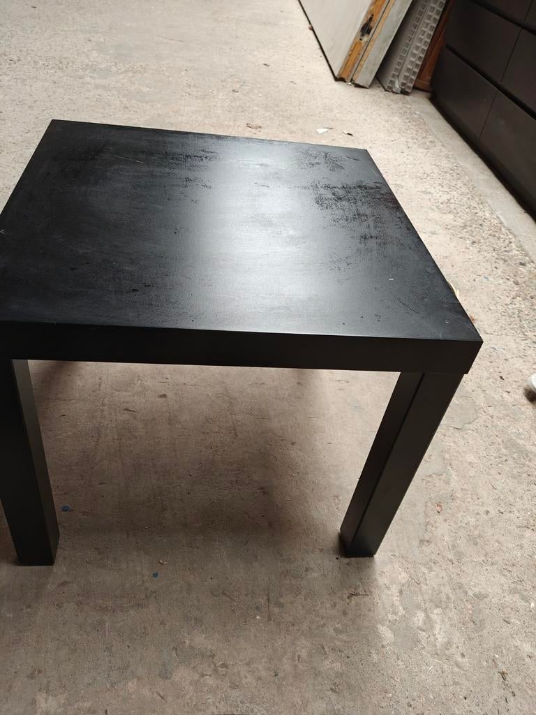 gratis salontafeltje ikea. in gebruikte staat., Enlèvement