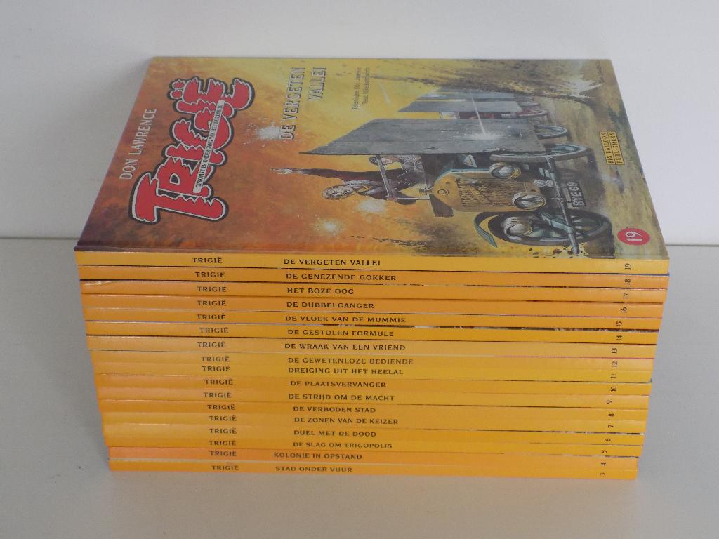Trigië ~ Complete serie hardcovers 1 t/m 19 [gesigneerd], Boeken, Stripverhalen, Complete serie of reeks, Ophalen of Verzenden