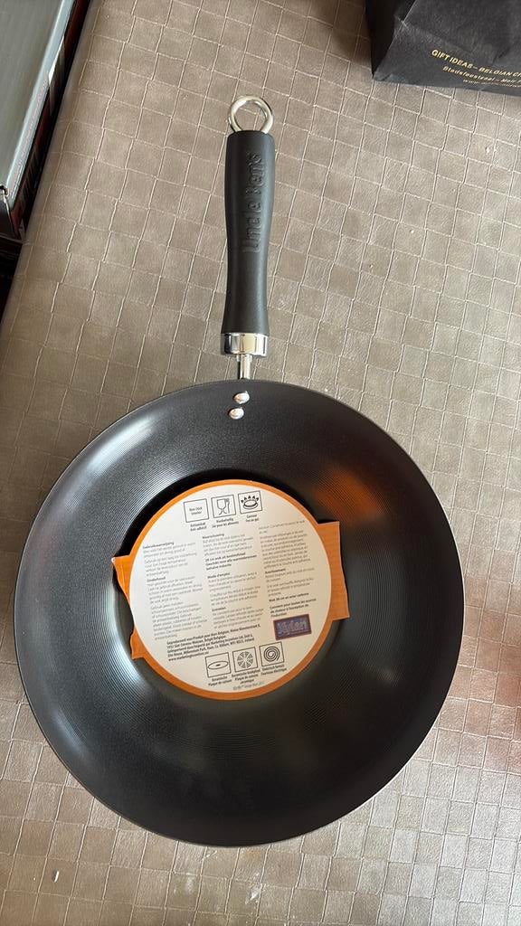 Nouveau moule à wok de 28 cm, Enlèvement, Neuf, Wok