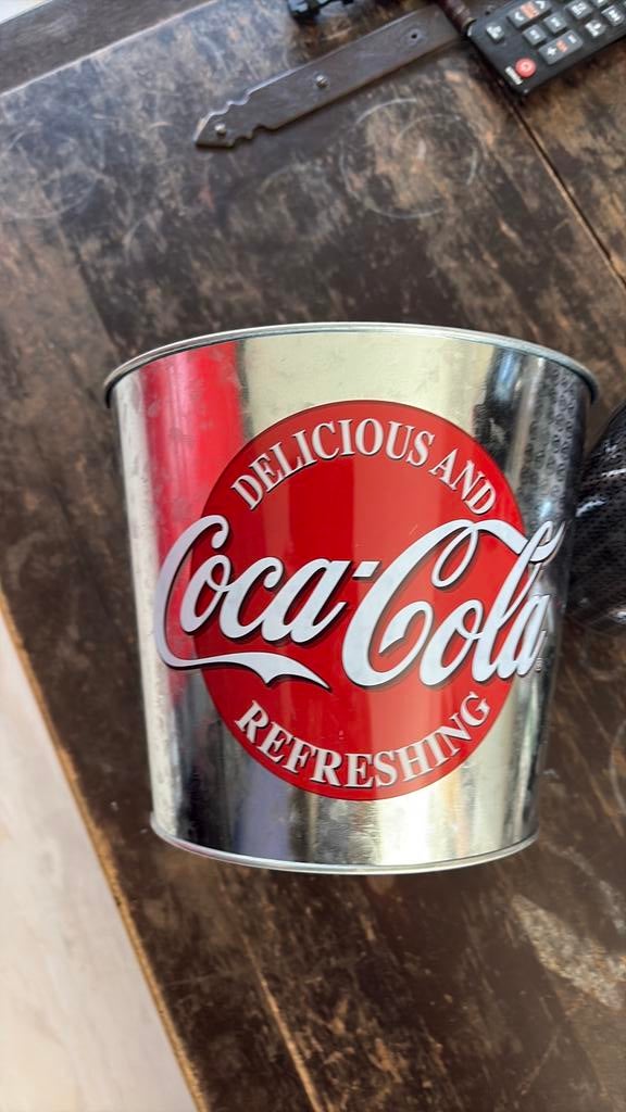 Coca cola tinnen ijsemmer, Ophalen, Gebruikt