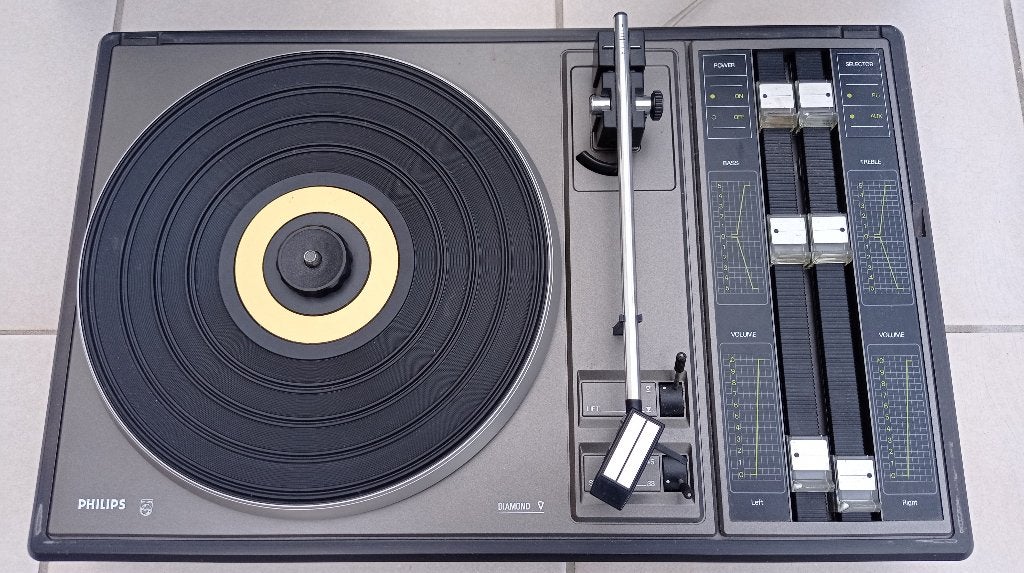 Vintage platendraaier met luidsprekers, Enlèvement ou Envoi, Utilisé, Tourne-disque, Philips
