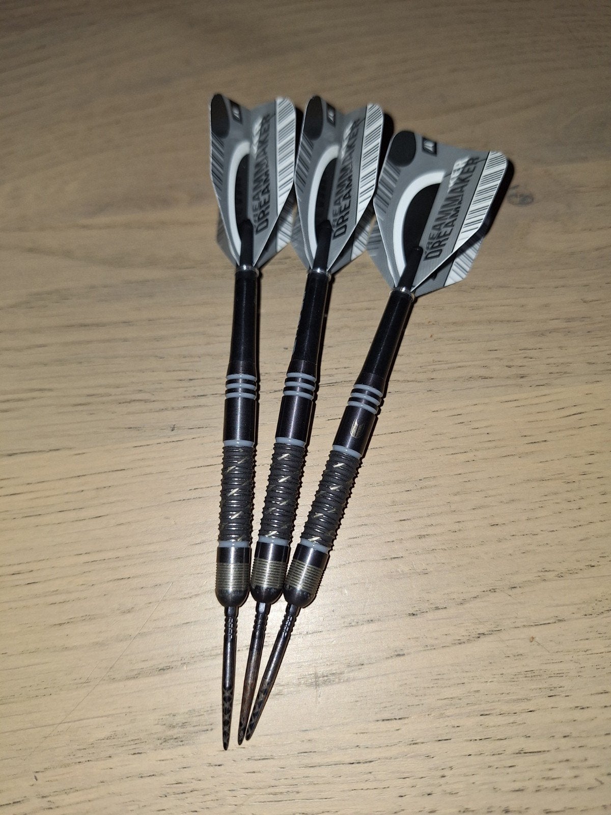 darts echo dimitri vandenbergh, Enlèvement, Flights
