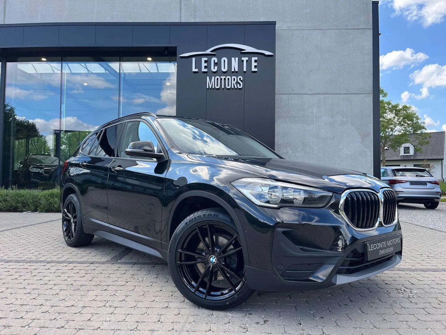 BMW X1 X1 1.5iA sDrive18 Leder/Navigatie/Camera/Carplay/...!, Gebruikt, 136 pk, Zwart, 5 zetels
