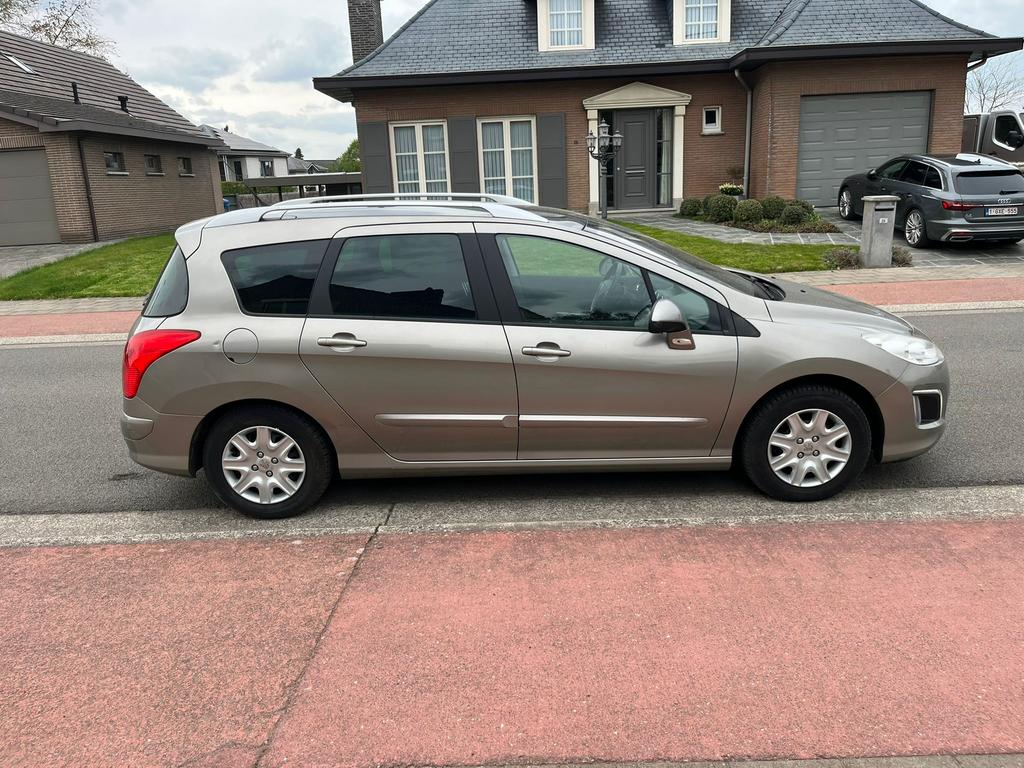 Peugeot 308 sw 1.6 hdi 72000 km 5 zits+2 zits 04/2013, Auto's, Euro 5, 4 cilinders, 5 deurs, Particulier