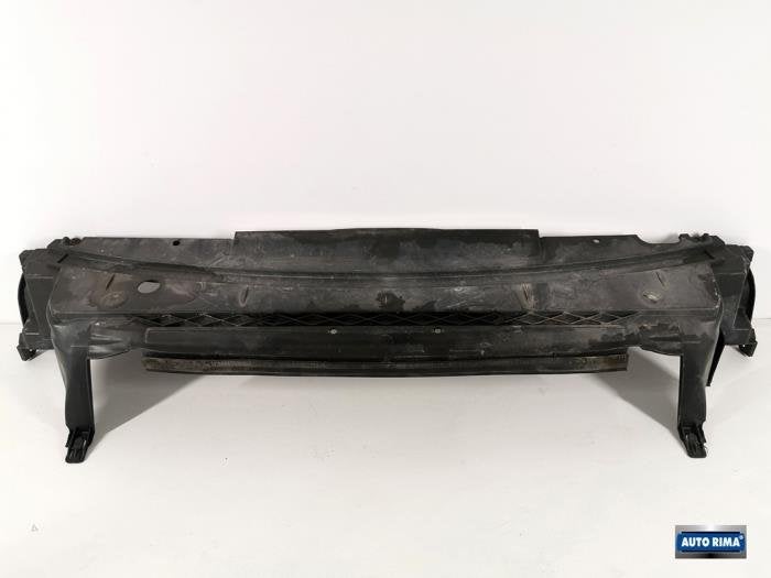 Bumper onderplaat van een Volvo XC70, Gebruikt, -, -, Ophalen of Verzenden