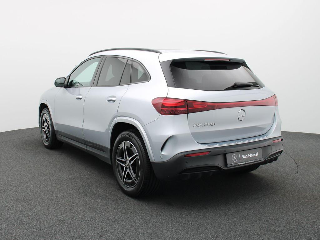 Mercedes-Benz EQA 250+ AMG LINE + CARPLAY + PANORAMISCH DAK, Autos, Argent ou Gris, Achat, Euro 6, Entreprise
