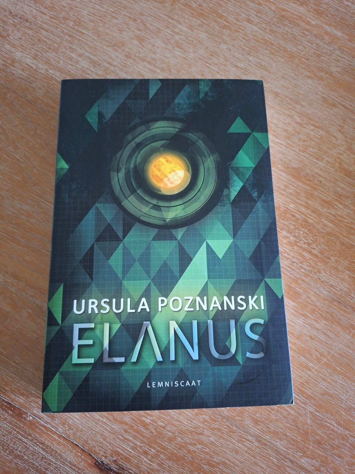 Boek elanus, Ophalen of Verzenden, Nieuw