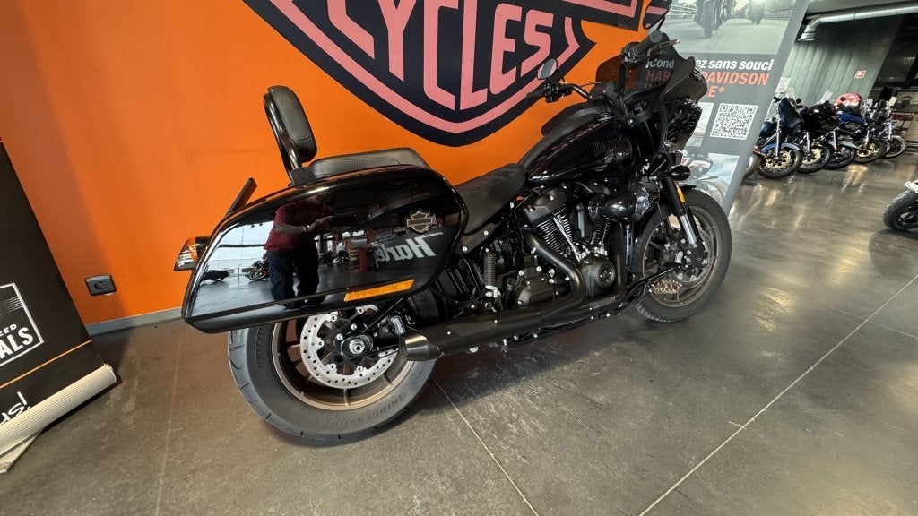 Harley-Davidson Chopper LOW RIDER ST (bj 2024), Motoren, ABS, Gebruikt, Overig, 1923 cc