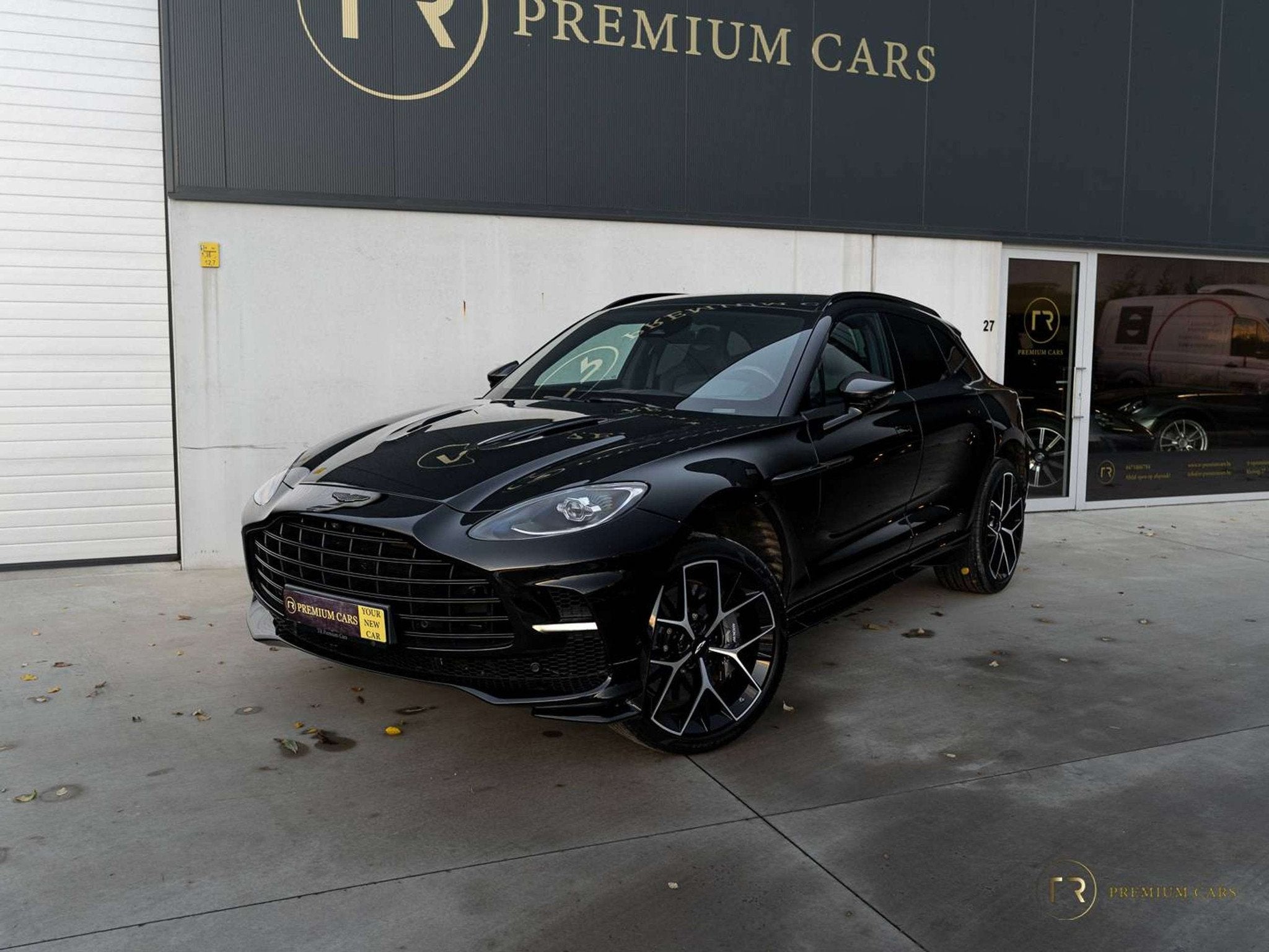 Aston Martin Dbx 707 l Facelift l Onyx Black l Carbon l V8 l, Auto's, Automaat, Gebruikt, Zwart, Leder