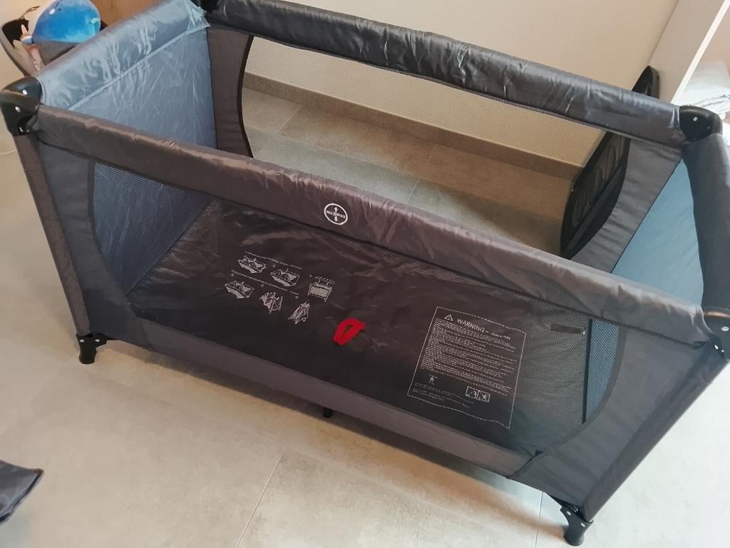 Reisbedje met extra matras, Enfants & Bébés, Berceaux & Lits, Enlèvement, Lit de voyage