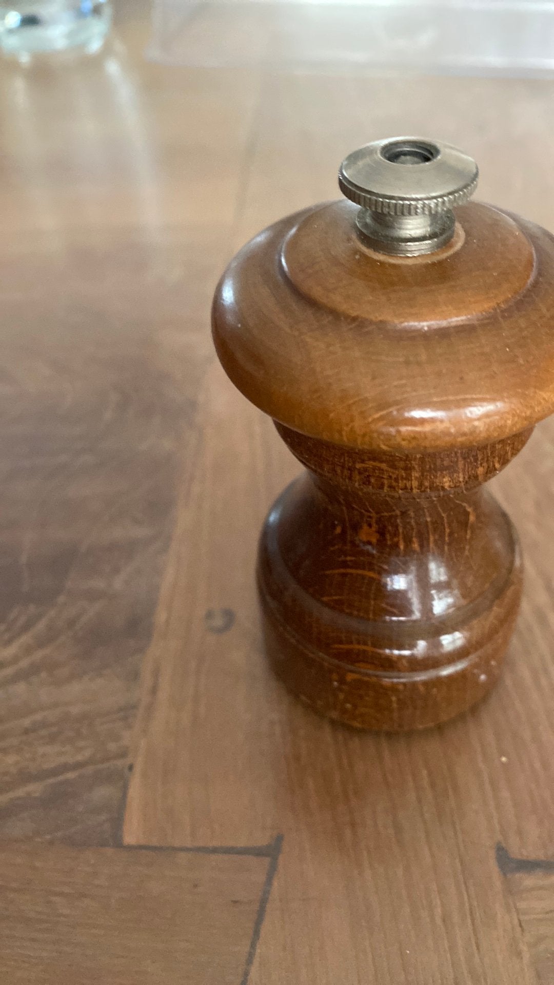 Peugeot pepermolen 10 cm groot bruine kleur, Ophalen, Bruin