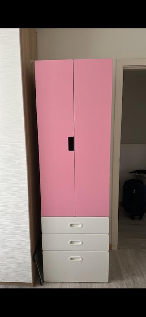 IKEA kledingkast + dubbele deur, Ophalen, Zo goed als nieuw