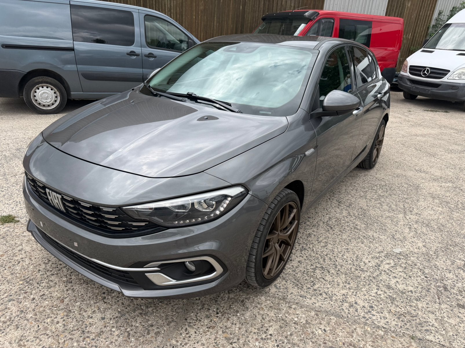 FIAT TIPO 1.0i | 2022 | 63.481 KM | CAMERA | NAVIGATIE |, Auto's, Voorwielaandrijving, Dealer onderhouden, Stof, 5 deurs