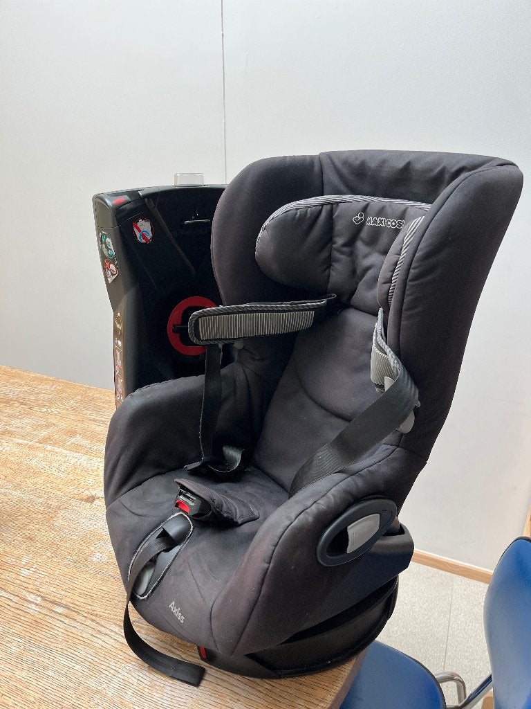 Siège auto enfant, Ceinture de sécurité, 15 à 25 kg, Enlèvement, Utilisé