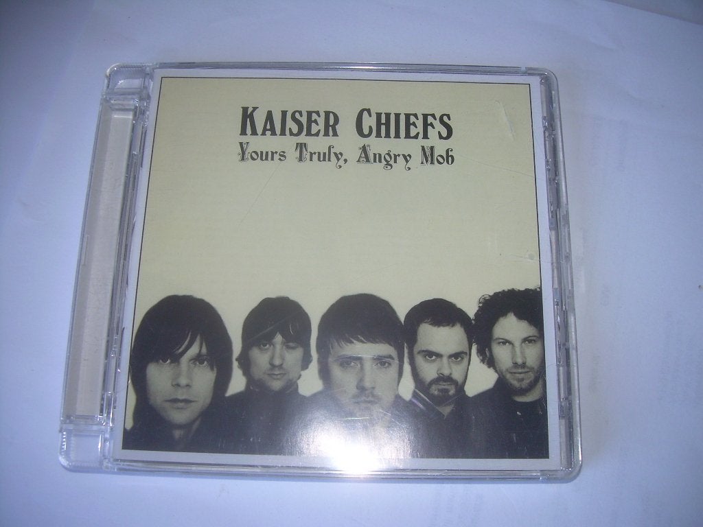 CD - KAISER CHIEFS - YOURS TRULY ANGRY MOB, Pop, Ophalen of Verzenden, Zo goed als nieuw, Eerste persing