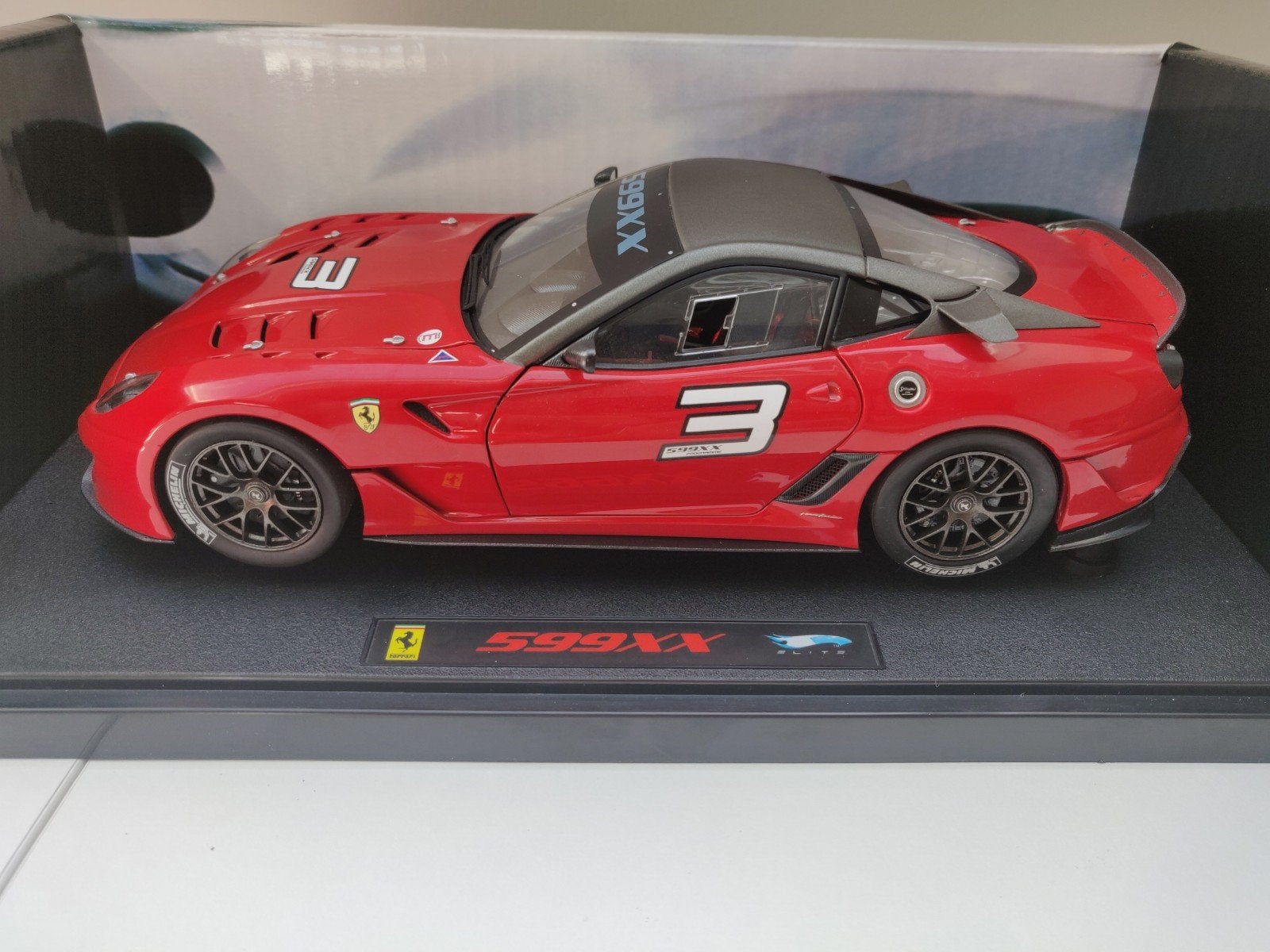 Hot Wheels Élite - Ferrari 599xx 1/18, Enlèvement ou Envoi, Hot Wheels