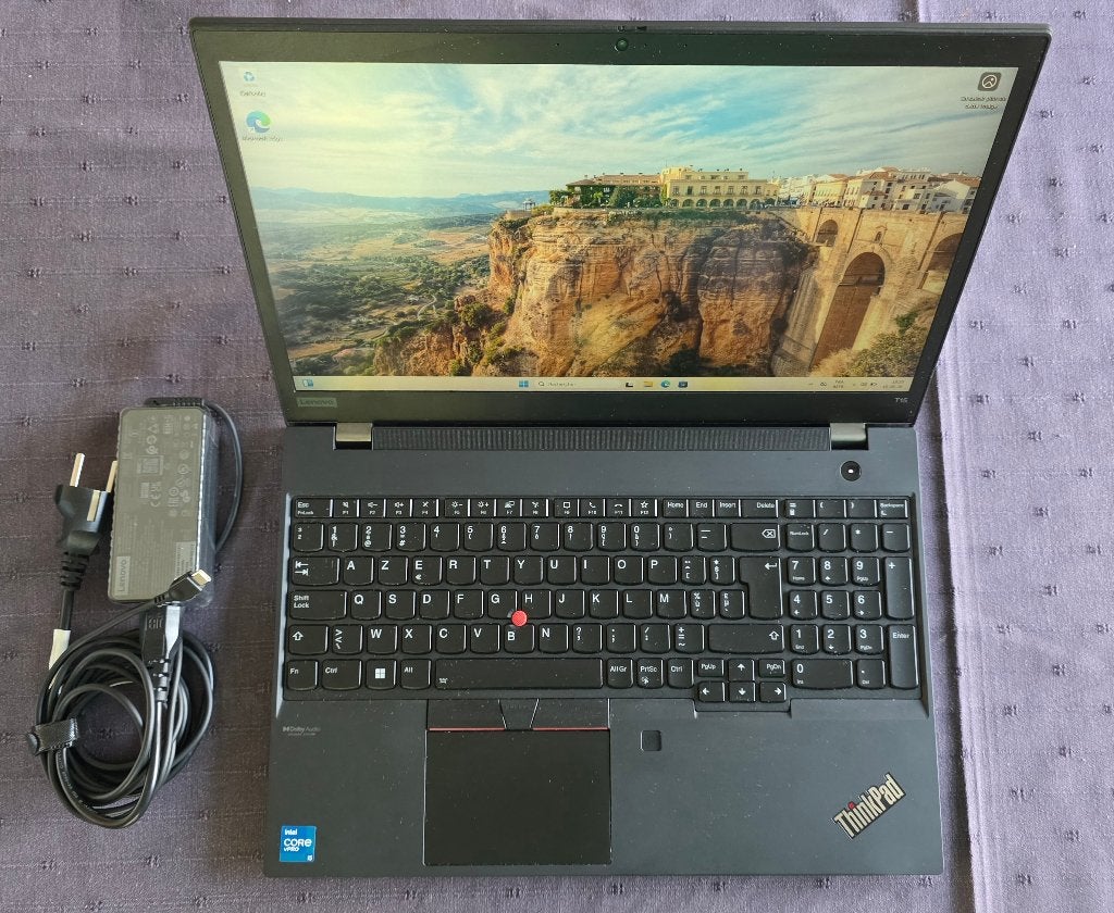 Pc portable Lenovo T15 gen2 i5 16gb 1to no Dell macbook, Lenovo ThinkPad, Comme neuf, 4 Ghz ou plus, Enlèvement