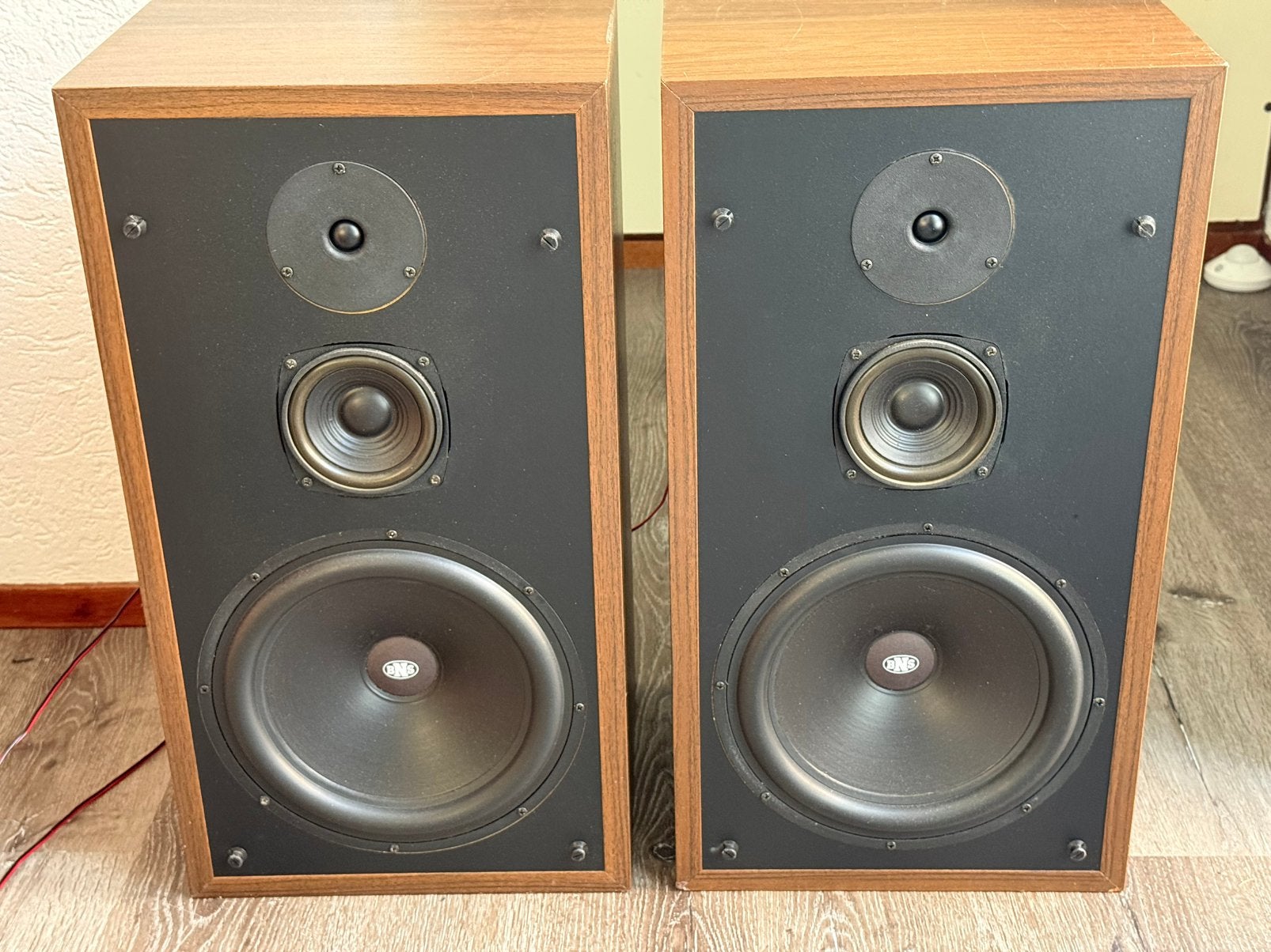 BNS 382 Speakers / 80 Watt / 8 Ohm / 3-Way, Audio, Tv en Foto, Luidsprekerboxen, Ophalen, Zo goed als nieuw