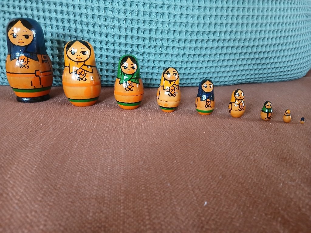 Authentieke Russische Matroesjka Set (9-delig) – 1980, Ophalen of Verzenden, Zo goed als nieuw