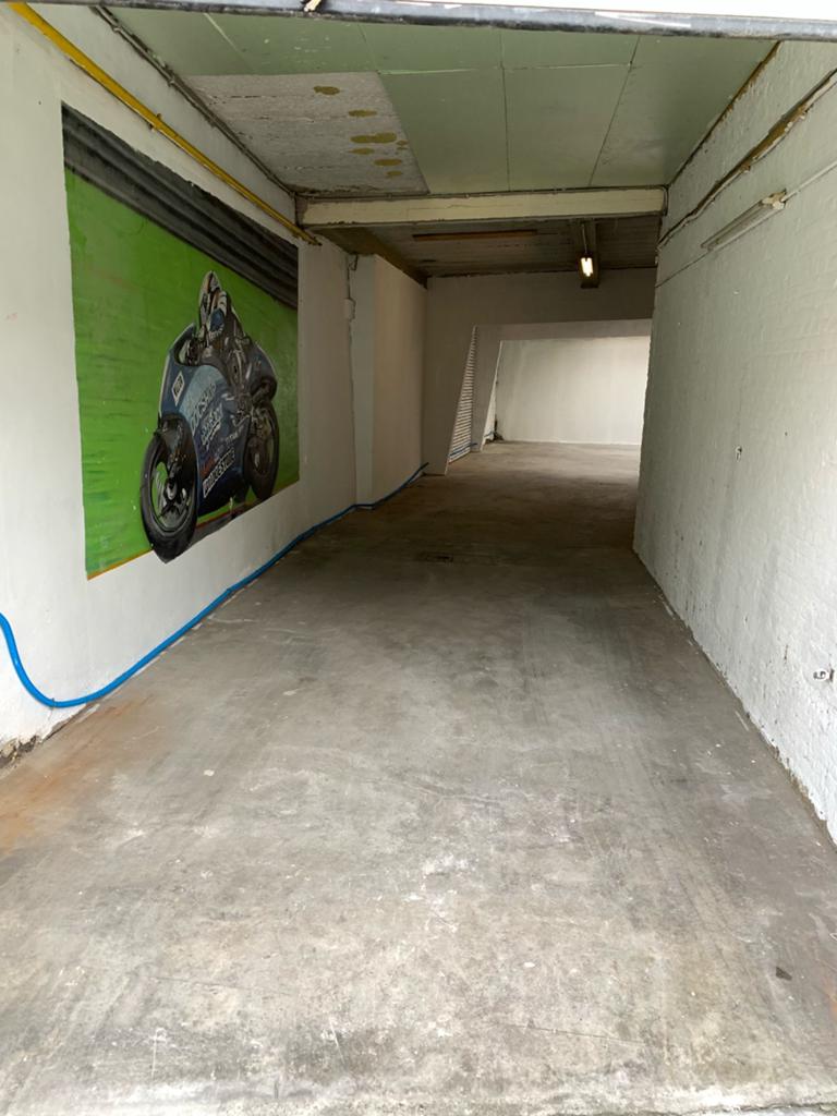 Magazijn te huur in deurne, Location