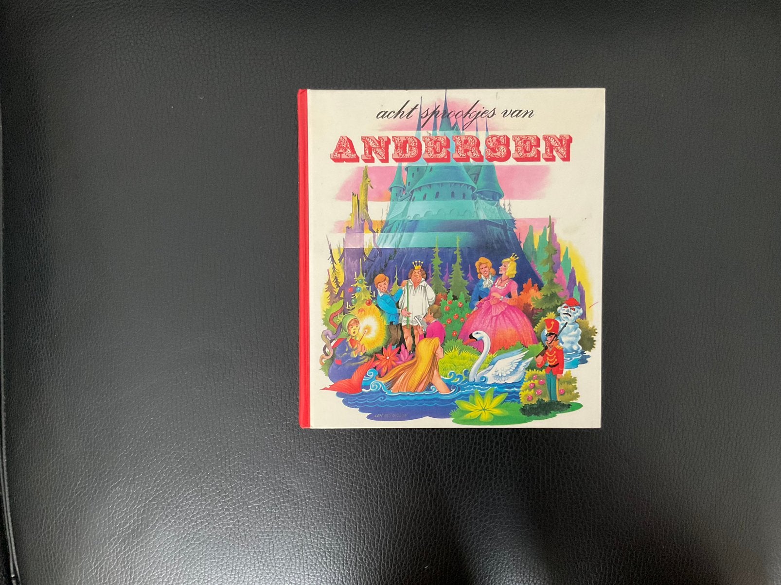 Acht sprookjes van Andersen, Livres, Contes & Fables, Enlèvement ou Envoi, Comme neuf