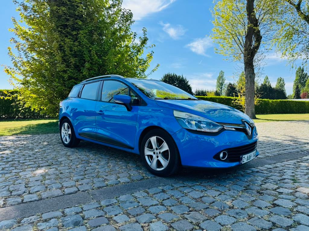 Renault Clio Grandtour 0.9Tce 92.000 km 1er propriétaire, Autos, Renault, Euro 5, Achat, 898 cm³, https://public.car-pass.be/vhr/348ed77c-7d10-4a13-a571-4eb3924223da